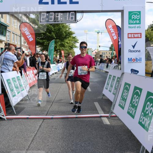 15.09.2024 - PSD Bank Halbmarathon Strokosch-Dieckow http://msf.ph/oto/7081588 15.09.2024 12:35:07 Ziel 2438, 3151, 3251, 3273, 3485 meine-sportfotos.de