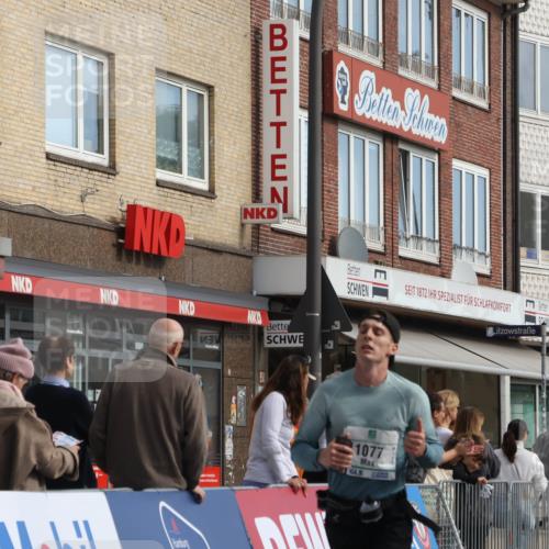 15.09.2024 - PSD Bank Halbmarathon Michael Strokosch http://msf.ph/oto/7081591 15.09.2024 11:17:57 Ziel 418, 583, 863, 1077, 2466 meine-sportfotos.de