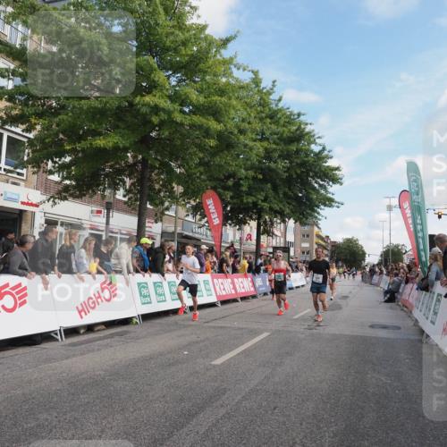 15.09.2024 - PSD Bank Halbmarathon Miley Keyser http://msf.ph/oto/7081595 15.09.2024 11:40:19 Ziel 721, 931, 1081, 1113, 1161, 1340, 1352, 1403, 1440, 1600, 2486, 2611, 2627, 2640, 3549 meine-sportfotos.de