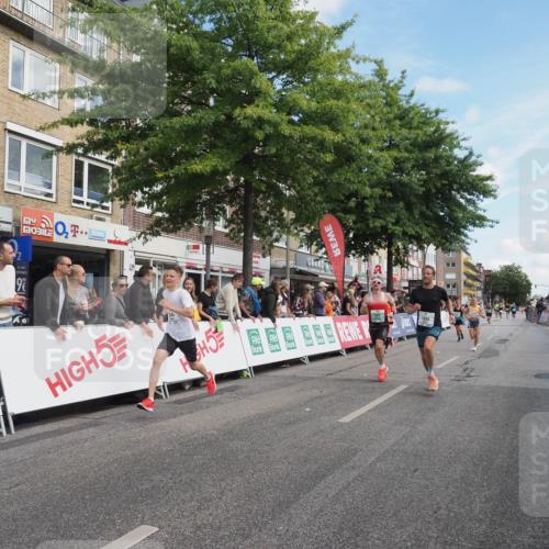 15.09.2024 - PSD Bank Halbmarathon Miley Keyser http://msf.ph/oto/7081610 15.09.2024 11:40:20 Ziel 721, 931, 1081, 1113, 1161, 1340, 1352, 1403, 1440, 1600, 2486, 2611, 2627, 2640, 3549 meine-sportfotos.de