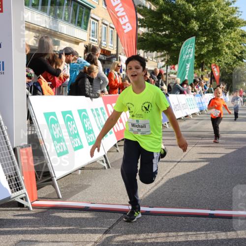 15.09.2024 - PSD Bank Halbmarathon Strokosch-Dieckow http://msf.ph/oto/7081617 15.09.2024 10:32:40 Ziel 40, 68, 148, 157, 193, 280, 301 meine-sportfotos.de