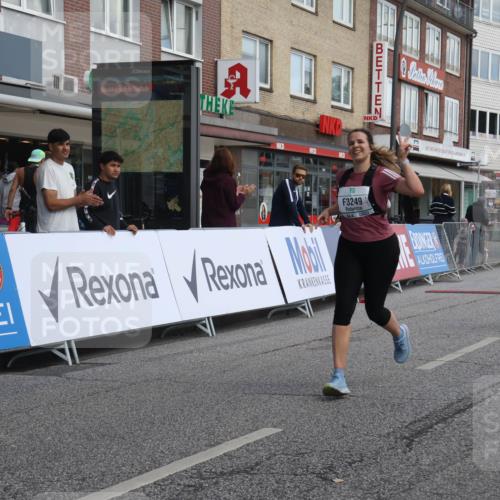 15.09.2024 - PSD Bank Halbmarathon Michael Strokosch http://msf.ph/oto/7081637 15.09.2024 12:27:00 Ziel 2113, 2812, 3249, 3490 meine-sportfotos.de