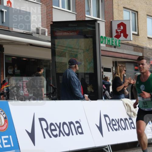 15.09.2024 - PSD Bank Halbmarathon Michael Strokosch http://msf.ph/oto/7081640 15.09.2024 11:18:02 Ziel 418, 583, 863, 1077 meine-sportfotos.de