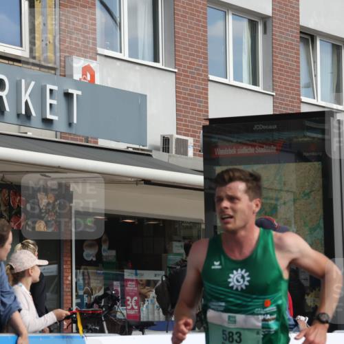 15.09.2024 - PSD Bank Halbmarathon Michael Strokosch http://msf.ph/oto/7081648 15.09.2024 11:18:02 Ziel 418, 583, 863, 1077 meine-sportfotos.de