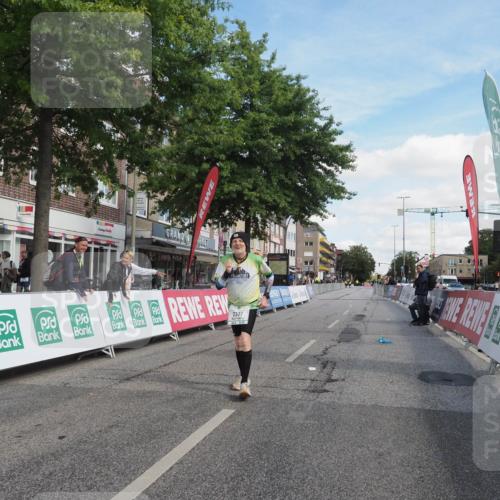 15.09.2024 - PSD Bank Halbmarathon Miley Keyser http://msf.ph/oto/7081651 15.09.2024 13:01:18 Ziel  meine-sportfotos.de