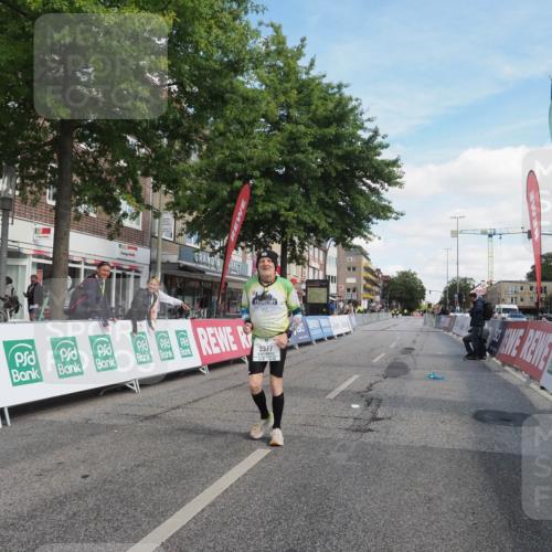 15.09.2024 - PSD Bank Halbmarathon Miley Keyser http://msf.ph/oto/7081660 15.09.2024 13:01:18 Ziel  meine-sportfotos.de