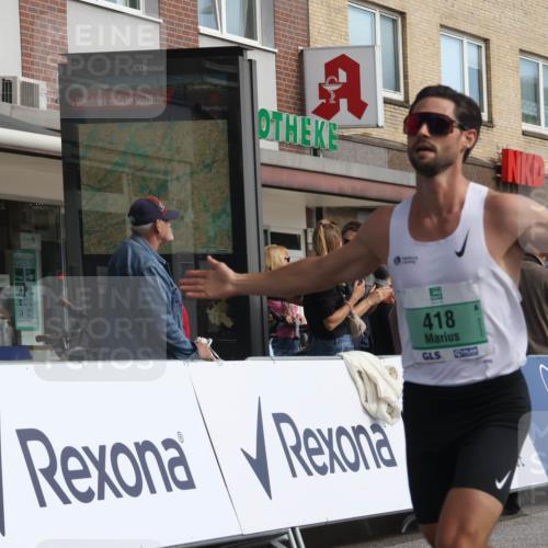 15.09.2024 - PSD Bank Halbmarathon Michael Strokosch http://msf.ph/oto/7081672 15.09.2024 11:18:05 Ziel 418, 582, 583, 863, 1077, 2614 meine-sportfotos.de