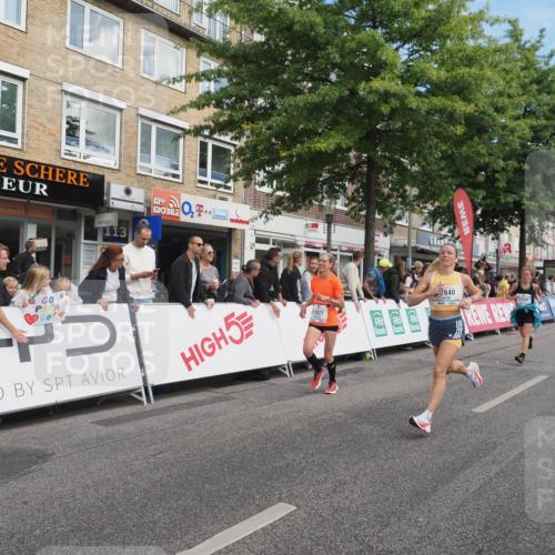 15.09.2024 - PSD Bank Halbmarathon Miley Keyser http://msf.ph/oto/7081675 15.09.2024 11:40:23 Ziel 721, 931, 1081, 1113, 1161, 1340, 1352, 1403, 1430, 1471, 1600, 2486, 2611, 2627, 2640, 3549 meine-sportfotos.de