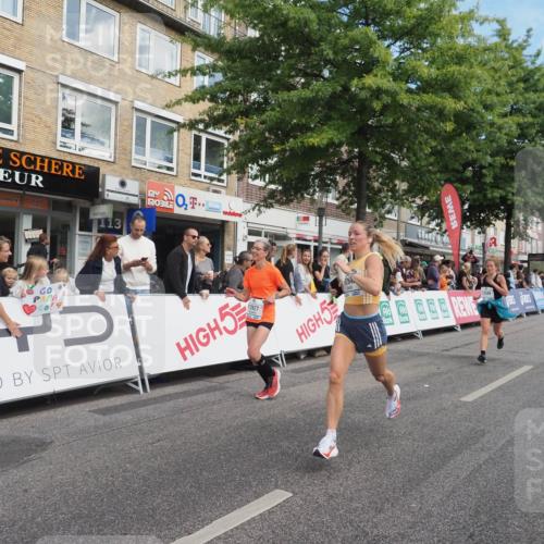 15.09.2024 - PSD Bank Halbmarathon Miley Keyser http://msf.ph/oto/7081680 15.09.2024 11:40:23 Ziel 721, 931, 1081, 1113, 1161, 1340, 1352, 1403, 1430, 1471, 1600, 2486, 2611, 2627, 2640, 3549 meine-sportfotos.de