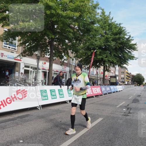 15.09.2024 - PSD Bank Halbmarathon Miley Keyser http://msf.ph/oto/7081682 15.09.2024 13:01:19 Ziel 2377 meine-sportfotos.de