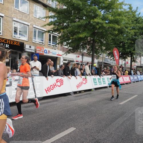 15.09.2024 - PSD Bank Halbmarathon Miley Keyser http://msf.ph/oto/7081688 15.09.2024 11:40:24 Ziel 721, 931, 1113, 1161, 1340, 1352, 1403, 1430, 1471, 1600, 2486, 2611, 2627, 2640, 3549 meine-sportfotos.de