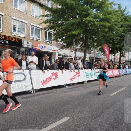 15.09.2024 - PSD Bank Halbmarathon Miley Keyser http://msf.ph/oto/7081695 15.09.2024 11:40:24 Ziel 721, 931, 1113, 1161, 1340, 1352, 1403, 1430, 1471, 1600, 2486, 2611, 2627, 2640, 3549 meine-sportfotos.de