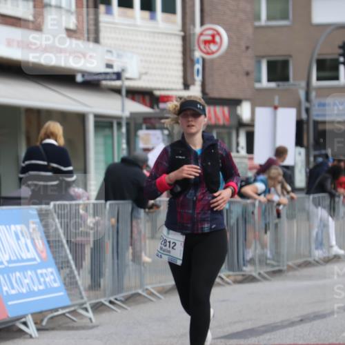 15.09.2024 - PSD Bank Halbmarathon Michael Strokosch http://msf.ph/oto/7081703 15.09.2024 12:27:06 Ziel 2113, 2812, 3249 meine-sportfotos.de
