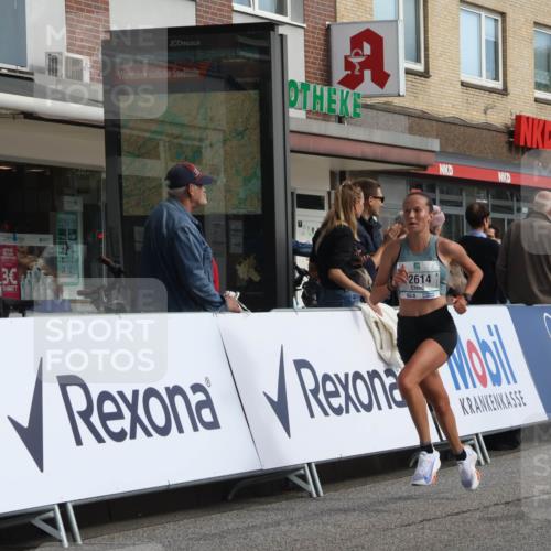 15.09.2024 - PSD Bank Halbmarathon Michael Strokosch http://msf.ph/oto/7081705 15.09.2024 11:18:10 Ziel 418, 582, 583, 1006, 1073, 1077, 2614 meine-sportfotos.de