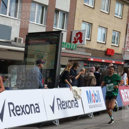 15.09.2024 - PSD Bank Halbmarathon Michael Strokosch http://msf.ph/oto/7081716 15.09.2024 11:18:11 Ziel 418, 582, 583, 1006, 1073, 2614 meine-sportfotos.de