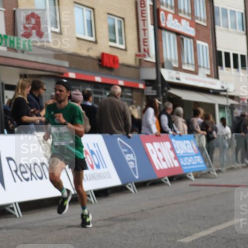 15.09.2024 - PSD Bank Halbmarathon Michael Strokosch http://msf.ph/oto/7081723 15.09.2024 11:18:11 Ziel 418, 582, 583, 1006, 1073, 2614 meine-sportfotos.de