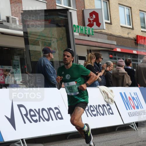 15.09.2024 - PSD Bank Halbmarathon Michael Strokosch http://msf.ph/oto/7081727 15.09.2024 11:18:12 Ziel 418, 582, 583, 1006, 1073, 2614 meine-sportfotos.de