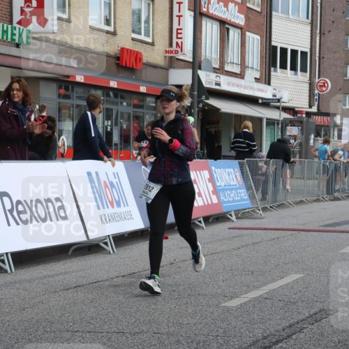 15.09.2024 - PSD Bank Halbmarathon Michael Strokosch http://msf.ph/oto/7081729 15.09.2024 12:27:07 Ziel 2113, 2812, 3249 meine-sportfotos.de