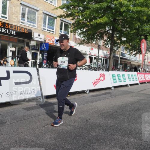 15.09.2024 - PSD Bank Halbmarathon Miley Keyser http://msf.ph/oto/7081744 15.09.2024 13:04:38 Ziel 1898 meine-sportfotos.de