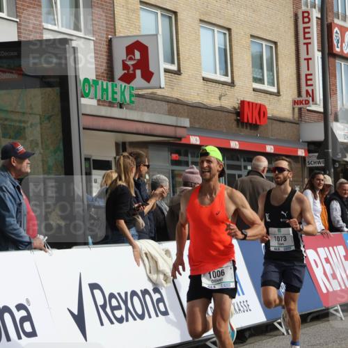 15.09.2024 - PSD Bank Halbmarathon Michael Strokosch http://msf.ph/oto/7081761 15.09.2024 11:18:16 Ziel 418, 521, 582, 617, 1006, 1073, 2614 meine-sportfotos.de