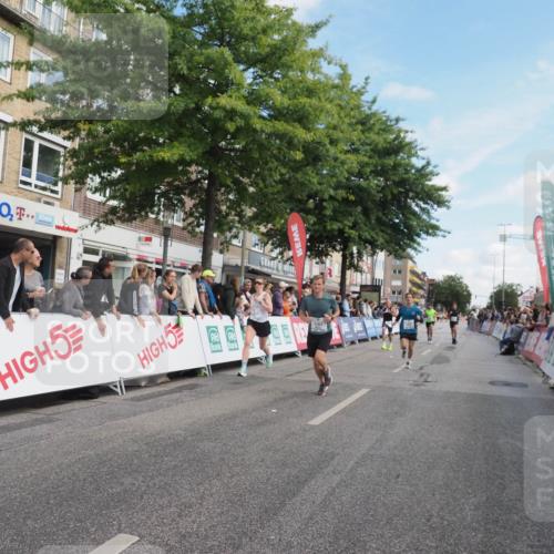 15.09.2024 - PSD Bank Halbmarathon Miley Keyser http://msf.ph/oto/7081764 15.09.2024 11:40:29 Ziel 721, 1113, 1161, 1352, 1403, 1425, 1430, 1471, 1509, 2486, 2490, 2611, 2627, 2640, 3549 meine-sportfotos.de