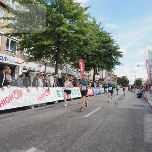 15.09.2024 - PSD Bank Halbmarathon Miley Keyser http://msf.ph/oto/7081768 15.09.2024 11:40:29 Ziel 721, 1113, 1161, 1352, 1403, 1425, 1430, 1471, 1509, 2486, 2490, 2611, 2627, 2640, 3549 meine-sportfotos.de
