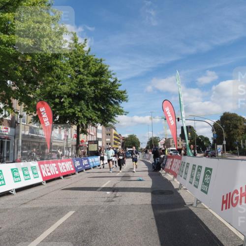 15.09.2024 - PSD Bank Halbmarathon Miley Keyser http://msf.ph/oto/7081770 15.09.2024 13:05:26 Ziel 3457 meine-sportfotos.de