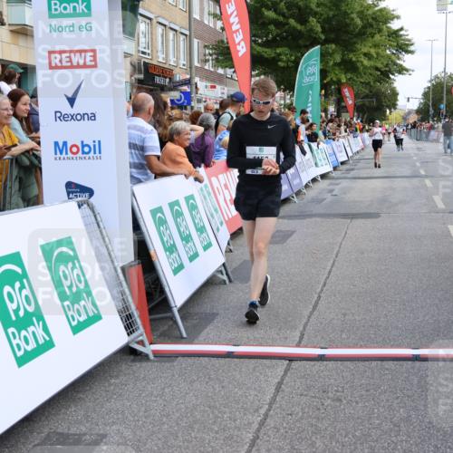 15.09.2024 - PSD Bank Halbmarathon Strokosch-Dieckow http://msf.ph/oto/7081775 15.09.2024 12:26:01 Ziel 1153, 1841, 2250, 2386, 3283 meine-sportfotos.de
