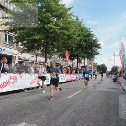 15.09.2024 - PSD Bank Halbmarathon Miley Keyser http://msf.ph/oto/7081777 15.09.2024 11:40:30 Ziel 721, 1113, 1161, 1352, 1403, 1425, 1430, 1471, 1509, 2486, 2490, 2611, 2627, 2640, 3549 meine-sportfotos.de