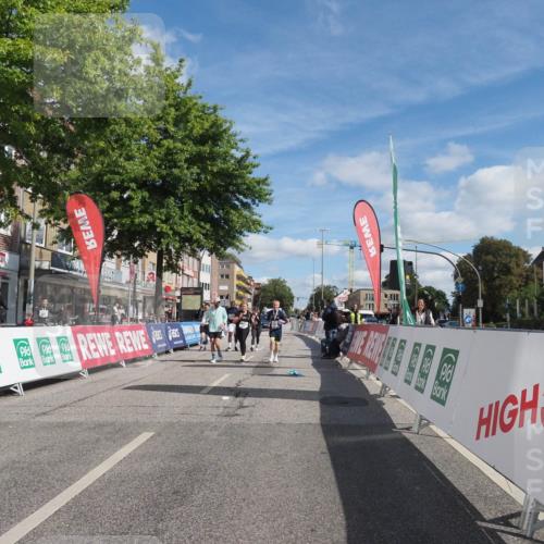 15.09.2024 - PSD Bank Halbmarathon Miley Keyser http://msf.ph/oto/7081780 15.09.2024 13:05:26 Ziel 3457 meine-sportfotos.de