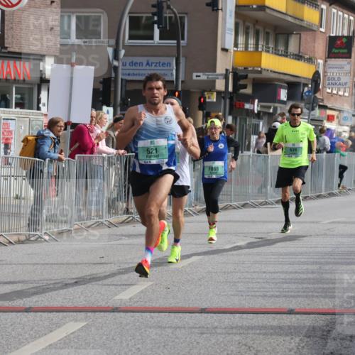 15.09.2024 - PSD Bank Halbmarathon Michael Strokosch http://msf.ph/oto/7081785 15.09.2024 11:18:20 Ziel 521, 582, 617, 639, 868, 1006, 1073, 2614 meine-sportfotos.de