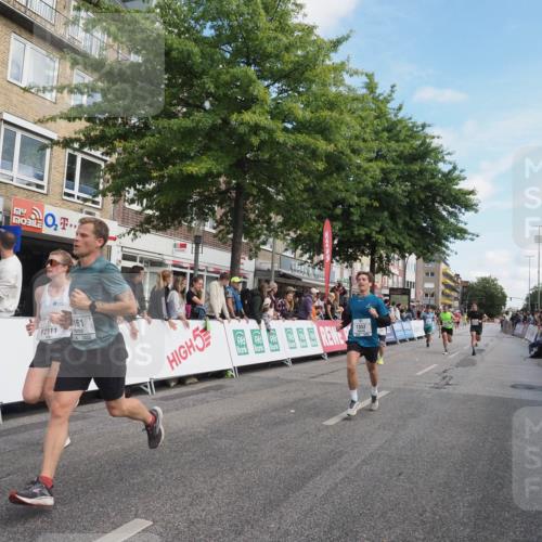 15.09.2024 - PSD Bank Halbmarathon Miley Keyser http://msf.ph/oto/7081786 15.09.2024 11:40:30 Ziel 721, 1113, 1161, 1352, 1403, 1425, 1430, 1471, 1509, 2486, 2490, 2611, 2627, 2640, 3549 meine-sportfotos.de