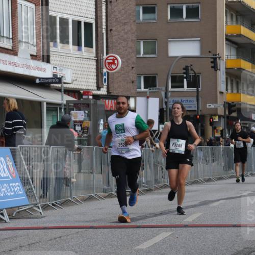 15.09.2024 - PSD Bank Halbmarathon Michael Strokosch http://msf.ph/oto/7081788 15.09.2024 12:27:20 Ziel 2528, 3288 meine-sportfotos.de
