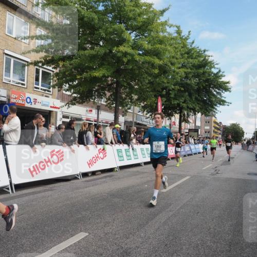 15.09.2024 - PSD Bank Halbmarathon Miley Keyser http://msf.ph/oto/7081791 15.09.2024 11:40:31 Ziel 1113, 1161, 1352, 1403, 1425, 1430, 1471, 1509, 2486, 2490, 2611, 2627, 3549 meine-sportfotos.de