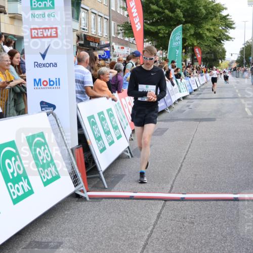 15.09.2024 - PSD Bank Halbmarathon Strokosch-Dieckow http://msf.ph/oto/7081803 15.09.2024 12:26:01 Ziel 1153, 1841, 2250, 2386, 3283 meine-sportfotos.de