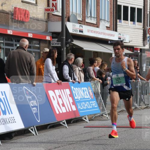 15.09.2024 - PSD Bank Halbmarathon Michael Strokosch http://msf.ph/oto/7081814 15.09.2024 11:18:22 Ziel 521, 582, 617, 639, 868, 1006, 1073, 2614 meine-sportfotos.de