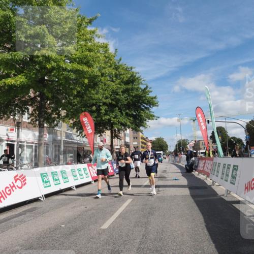 15.09.2024 - PSD Bank Halbmarathon Miley Keyser http://msf.ph/oto/7081815 15.09.2024 13:05:29 Ziel 2246, 3457 meine-sportfotos.de