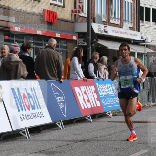 15.09.2024 - PSD Bank Halbmarathon Michael Strokosch http://msf.ph/oto/7081819 15.09.2024 11:18:22 Ziel 521, 582, 617, 639, 868, 1006, 1073, 2614 meine-sportfotos.de