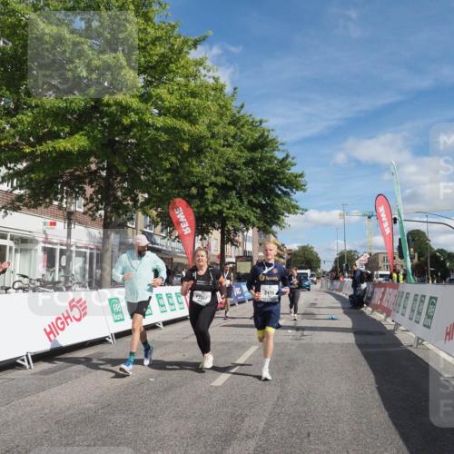 15.09.2024 - PSD Bank Halbmarathon Miley Keyser http://msf.ph/oto/7081839 15.09.2024 13:05:30 Ziel 2246, 3457 meine-sportfotos.de