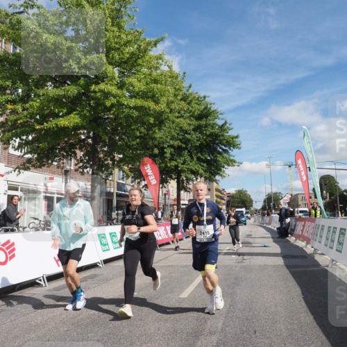 15.09.2024 - PSD Bank Halbmarathon Miley Keyser http://msf.ph/oto/7081855 15.09.2024 13:05:30 Ziel 2246, 3457 meine-sportfotos.de