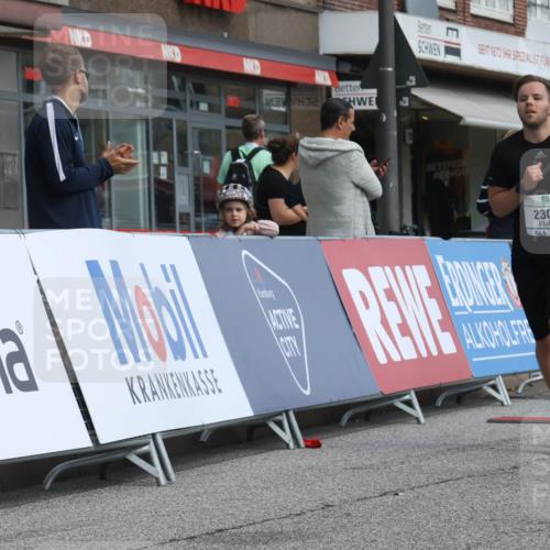 15.09.2024 - PSD Bank Halbmarathon Michael Strokosch http://msf.ph/oto/7081921 15.09.2024 12:27:31 Ziel 2114, 2156, 2309, 2360, 2528, 3288, 3424 meine-sportfotos.de