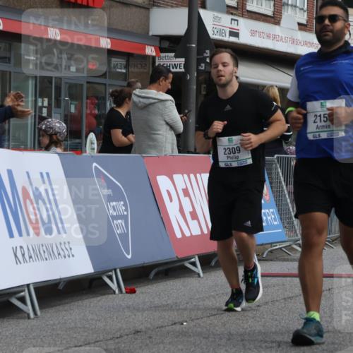 15.09.2024 - PSD Bank Halbmarathon Michael Strokosch http://msf.ph/oto/7081930 15.09.2024 12:27:32 Ziel 2114, 2156, 2309, 2360, 2528, 3288, 3424 meine-sportfotos.de