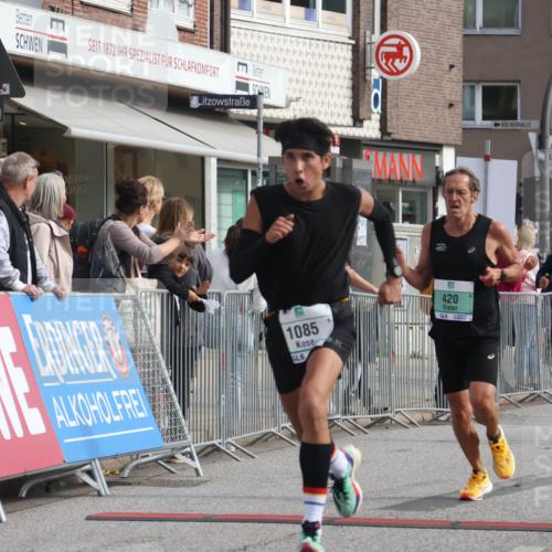 15.09.2024 - PSD Bank Halbmarathon Michael Strokosch http://msf.ph/oto/7081949 15.09.2024 11:18:46 Ziel 420, 660, 849, 1085 meine-sportfotos.de