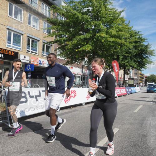 15.09.2024 - PSD Bank Halbmarathon Miley Keyser http://msf.ph/oto/7081953 15.09.2024 13:05:35 Ziel 2246, 3457 meine-sportfotos.de