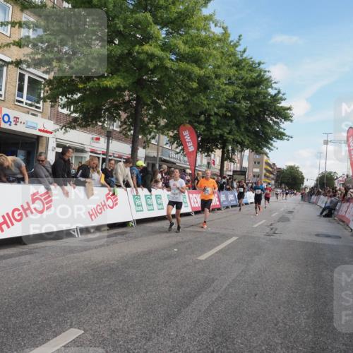 15.09.2024 - PSD Bank Halbmarathon Miley Keyser http://msf.ph/oto/7081979 15.09.2024 11:40:50 Ziel 1040, 1108, 1245, 1293, 1330, 2490, 2633 meine-sportfotos.de