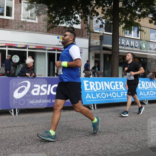 15.09.2024 - PSD Bank Halbmarathon Michael Strokosch http://msf.ph/oto/7082001 15.09.2024 12:27:36 Ziel 2114, 2156, 2309, 2360, 3424 meine-sportfotos.de