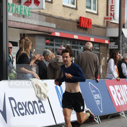 15.09.2024 - PSD Bank Halbmarathon Michael Strokosch http://msf.ph/oto/7082007 15.09.2024 11:18:50 Ziel 420, 584, 660, 849, 866, 1066, 1085 meine-sportfotos.de