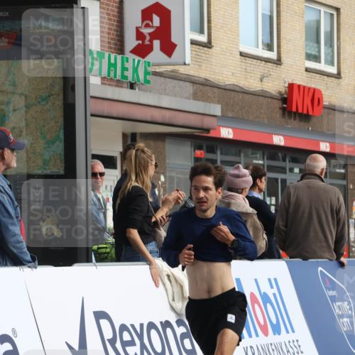 15.09.2024 - PSD Bank Halbmarathon Michael Strokosch http://msf.ph/oto/7082011 15.09.2024 11:18:51 Ziel 420, 584, 660, 849, 866, 1066, 1085 meine-sportfotos.de