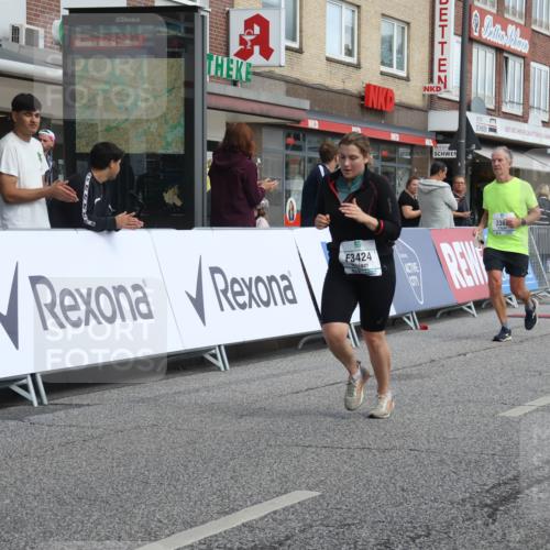 15.09.2024 - PSD Bank Halbmarathon Michael Strokosch http://msf.ph/oto/7082013 15.09.2024 12:27:38 Ziel 2114, 2156, 2309, 2360, 3424 meine-sportfotos.de