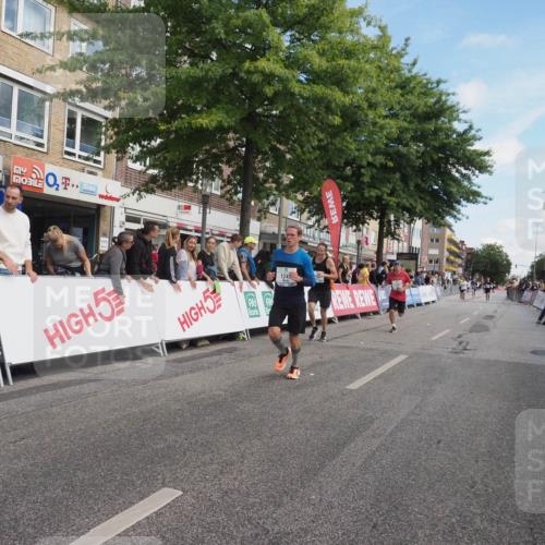15.09.2024 - PSD Bank Halbmarathon Miley Keyser http://msf.ph/oto/7082014 15.09.2024 11:40:53 Ziel 697, 1040, 1108, 1245, 1293, 1330, 2633 meine-sportfotos.de